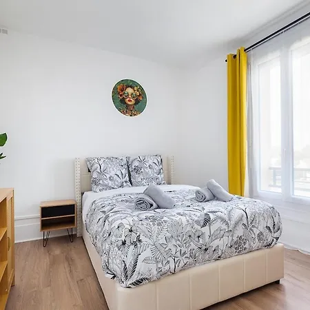 Paris Chic Percy Issy Rer Parc D'exposition Clamart